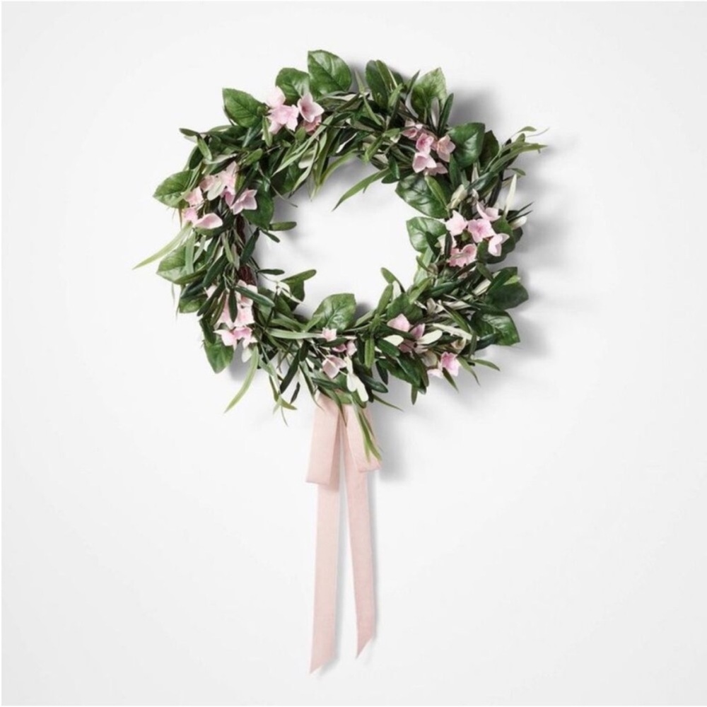 26” Floral Wreath with Ribbon
Purple -Threshold designed with Studio McGee.